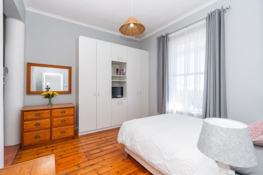 1 Bedroom Property for Sale in Woodstock Western Cape